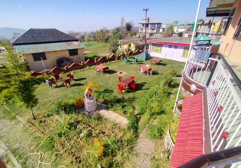 Gardenvilla Happy Home Stay| Cosy Rooms