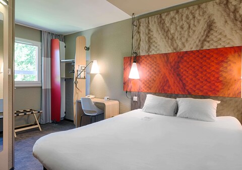 ibis Montauban