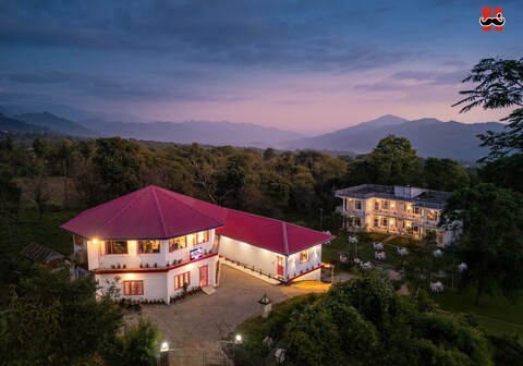 Moustache Hostel Bir Rooms/Dorms