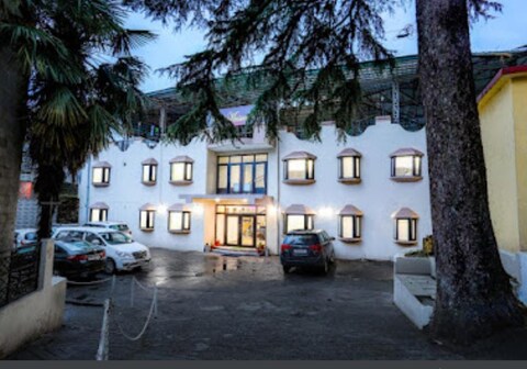 Hotel Mussoorie Club