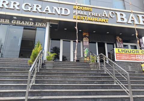 RR Grand Inn