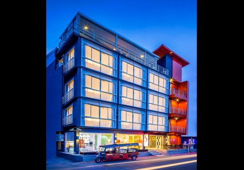 Solo Express Sukhumvit 81