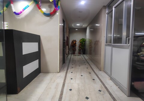 SHRI Perumal Inn - Pondy