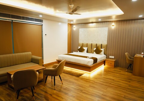 HOTEL ADDICTION