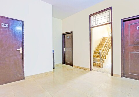 Super Hotel O Shubham Residency