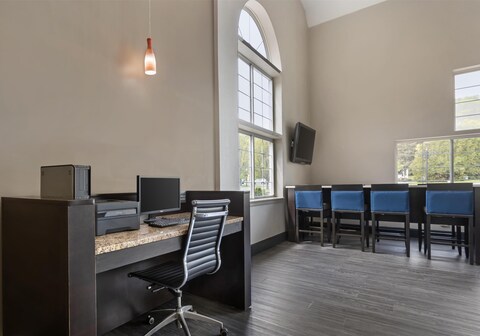 Best Western Cooperstown Inn & Suites