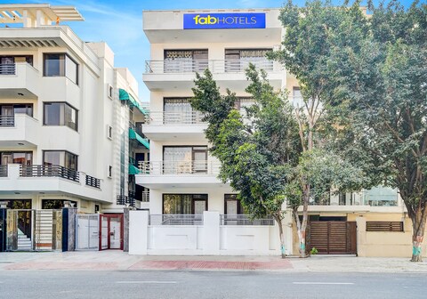 FabHotel Sarala Residency