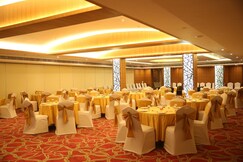 HOTEL GRAPEVINE, Varanasi HOTEL GRAPEVINE, Varanasi