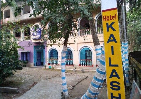 Hotel Kailash And Guest House