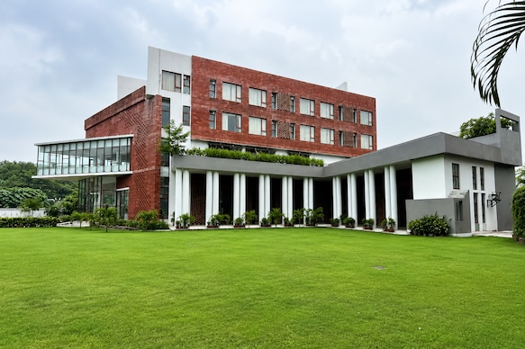 The Pearl Club Resort