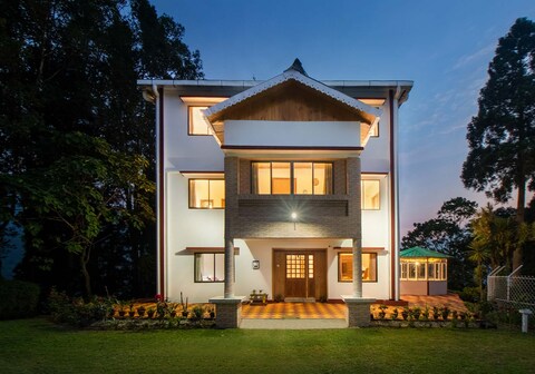 Arya Treetops And Tea Trails by VEO - Part of StayVista