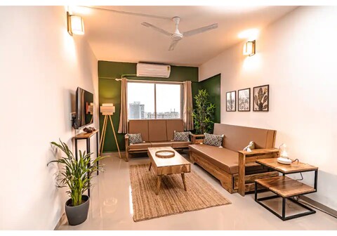 Seraphin Stays - Andheri East