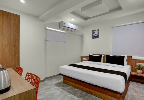 Collection O Hotel Orange Tree