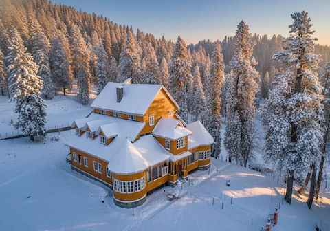 Gulmarg Ski Hill Resort