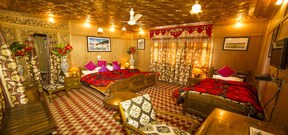 Swan Group Of Houseboats, Srinagar Swan Group Of Houseboats, Srinagar