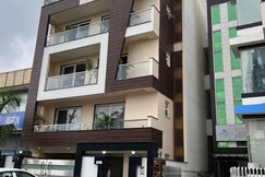 Lime Tree Uber 4BHK Apartments, Delhi Lime Tree Uber 4BHK Apartments, Delhi