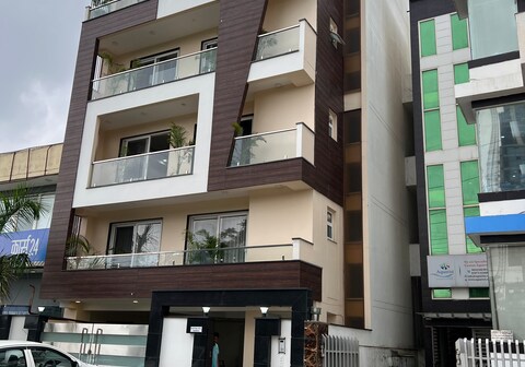 Lime Tree Uber 4BHK Apartments