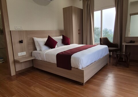 Darpan Nikunj Rubystone Express