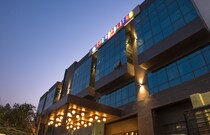 Cosmopolitan Hotel , Indore Cosmopolitan Hotel , Indore