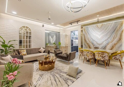 La Chic & Luxurious 3BHK with View Nr Amanora Mall