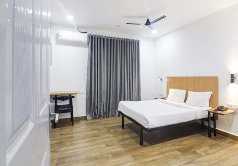 Townhouse Madhapur Near Shilparamam