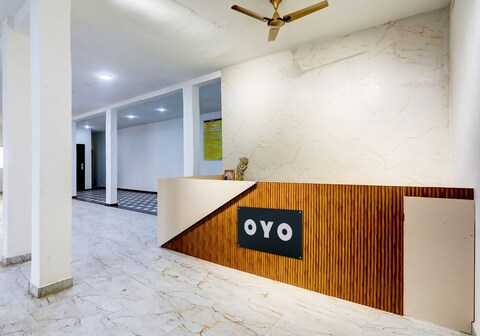 Hotel O Tulsi Palace