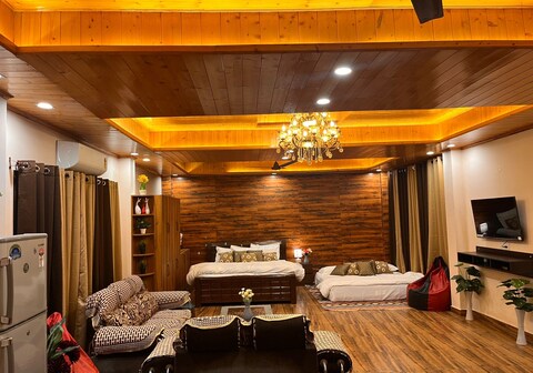 The Attic   Kumarhatti