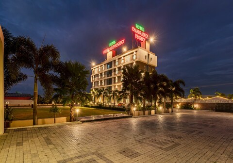 Hotel Chandradeep Regency