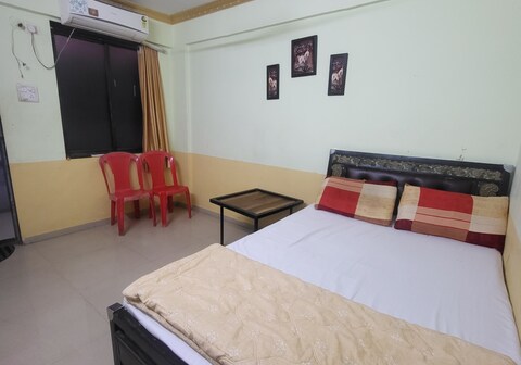 The Moonlight Hotel & Resort (Farm)