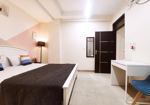 Truffle Airport Metro Dwarka 1 BHK