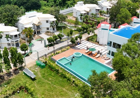 Jowar Hotel & Resort