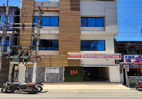 Hotel Brahmaputra Nazira