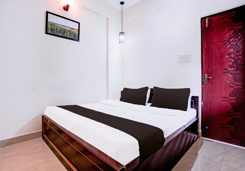 Hotel O Galaxy Guest House