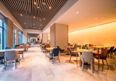 Holiday Inn Express Kunming West