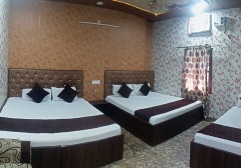 Jindal B&B 2 min walk to Golden Temple