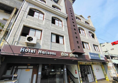 Hotel Harisons, Wardha