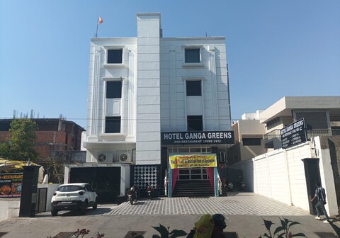 HOTEL GANGA GREENS
