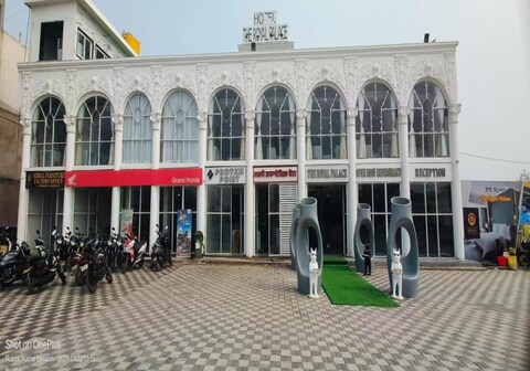 Hotel The Royal Palace