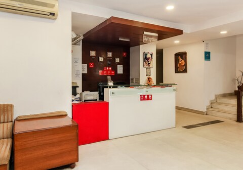 Collection O Hotel Dolphin Residency Inn