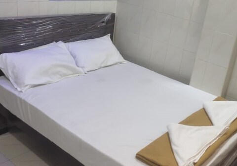 Sri Devi Residency Teynampet