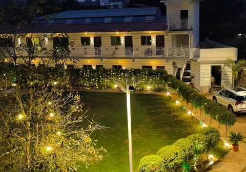 Rudra Farms and Resorts Karjat