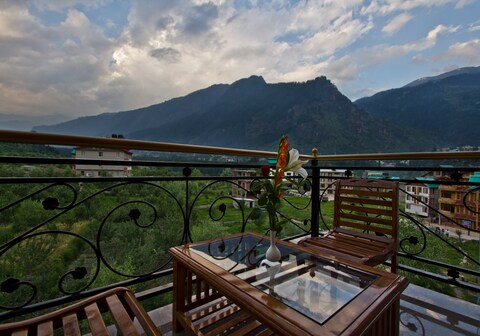 Mountain Green Villa, Manali