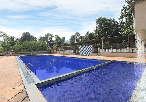 City Homes Retreat Staycation Resort, Khopoli