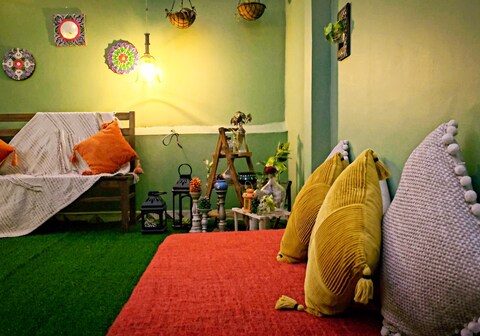 Place to Stay in Gurgaon 3 BHK