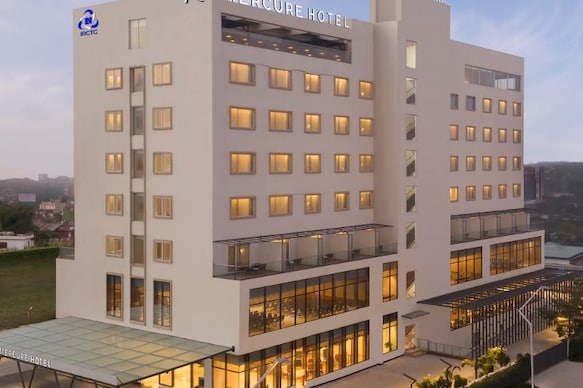 Mercure Lucknow Gomti Nagar - An AccorHotels brand