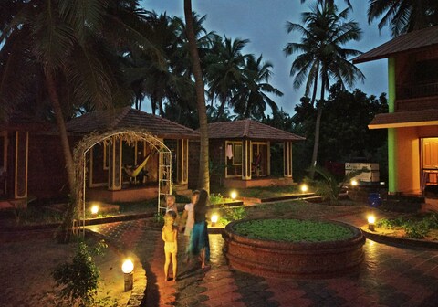 Namaste Samudra | Rooms & Restaurant