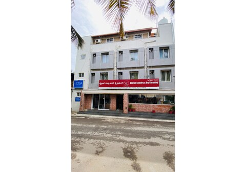 The Red Lotus Compact