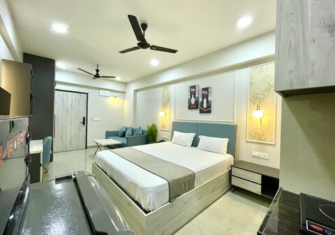 Urban Stay by Jatin