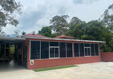 Capital O 91126 The Raga Chalet