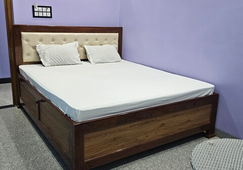 Hotel Chandrayan and banquet hall